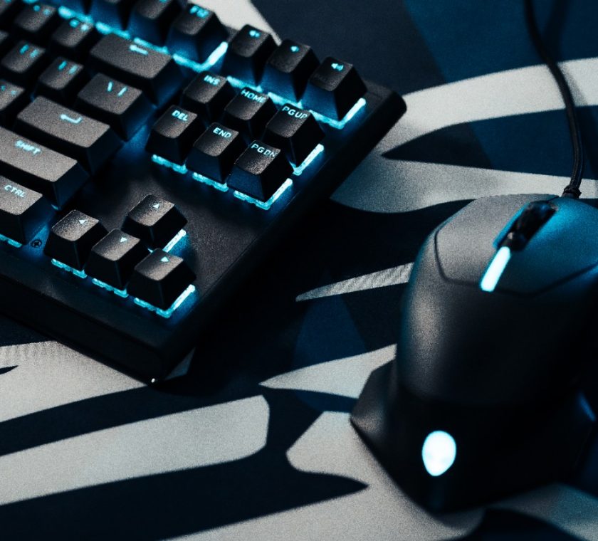 4 najlepsze myszki gamingowe Dell Alienware. Co przemawia za ich wyborem?